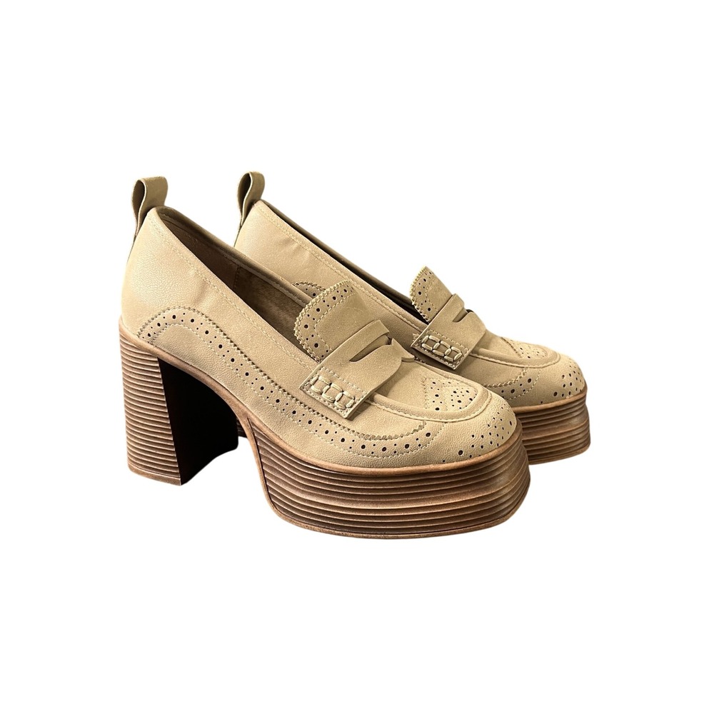 MIA Yisel Women 7M Beige Platform Loafers Chunky Block Heel Wingtip Brogue Shoes